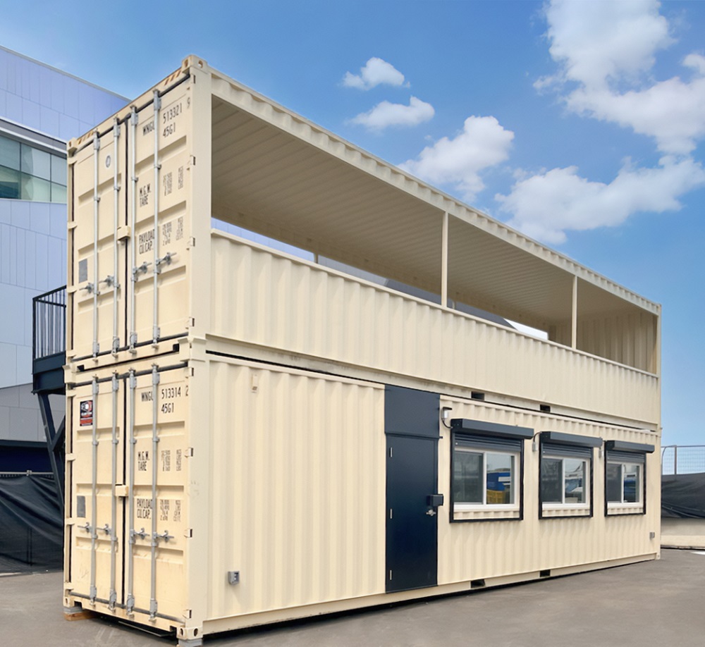 40’HC VIP Area with Patio for the Oilers - Tupcan Pty Ltd